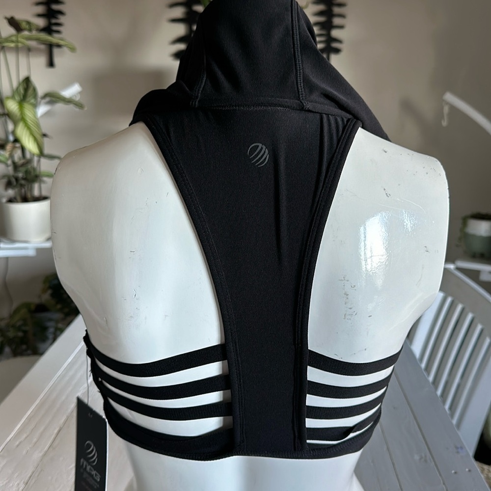 MPG XS black sports bra elliptical sports bra, unique with zipper hood NWT